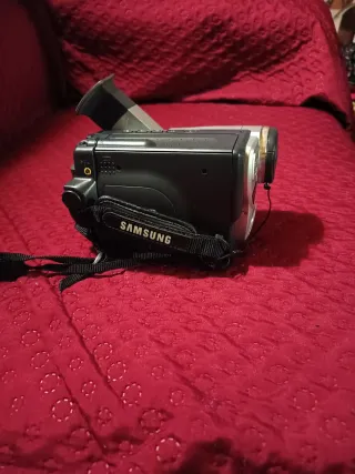 Videocámara Samsung VP-L900 Hi8 Plata