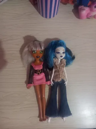 Se vende dos Muñecas Monster High 20€