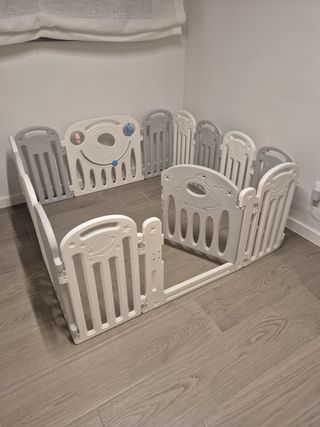 Parque infantil modulable para bebé