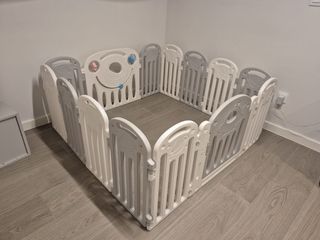 Parque infantil modulable para bebé