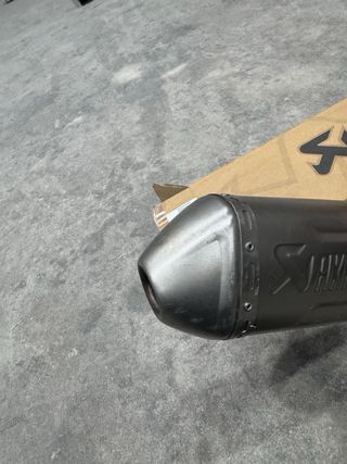 Silencioso Akrapovic 2T