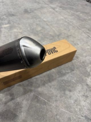 Silencioso Akrapovic 2T