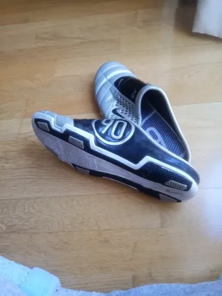 Chanclas Nike Total 90 Plata y Negro