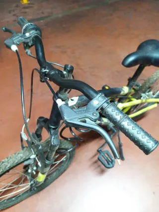 Bicicleta infantil con suspensión