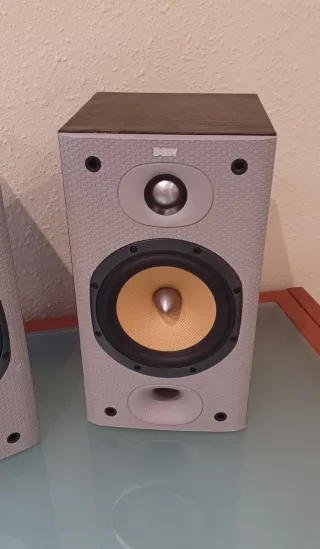 Altavoces B&W DM601 S3