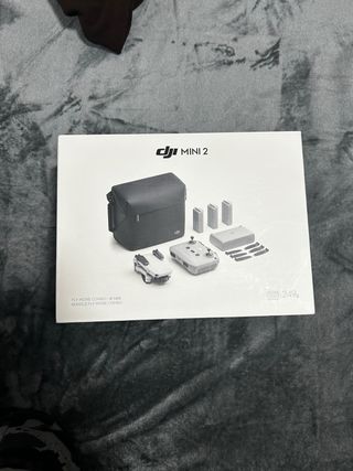 Caja DJI Mini 2 Fly More Combo