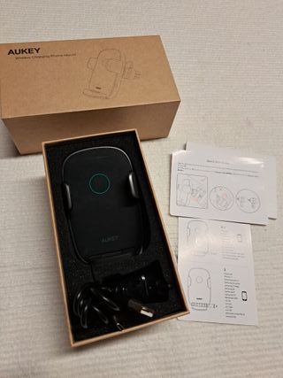 Supporto Auto Ricarica Wireless AUKEY