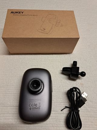 Supporto Auto Ricarica Wireless AUKEY