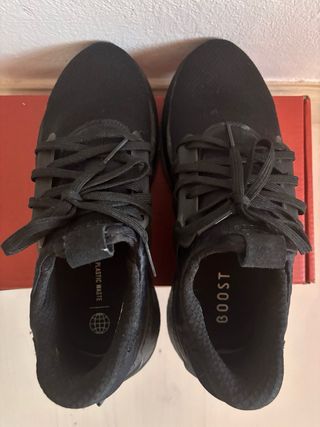 Zapatillas Adidas Boost Negras Talla 38.5
