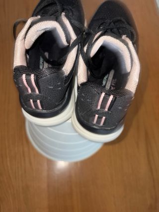 Deportivos Skechers D'Lux Walker Talla 36