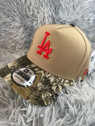 Gorra New Era 9Forty LA Beige Camuflaje