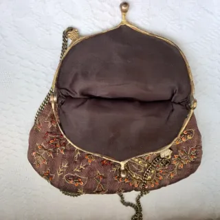 Bolso de fiesta antiguo con lentejuelas
