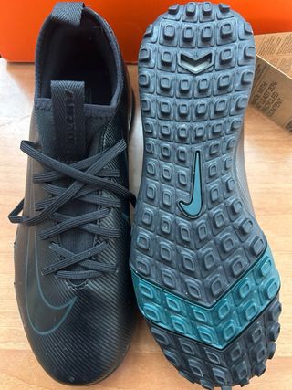 Nike JR ZoomVapor 16 Academy TF Scarpe Calcio 38