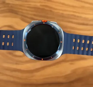 Samsung Galaxy watch Ultra 2025 blu