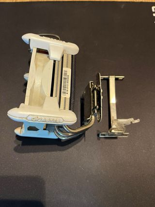 Disipador CPU Gigabyte G-Power Cooler