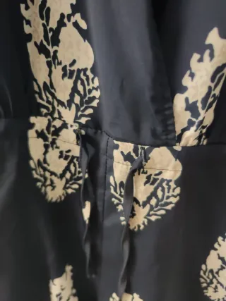 Vestido azul marino estampado