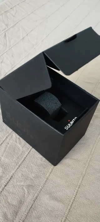 Caja Reloj Suunto Negra