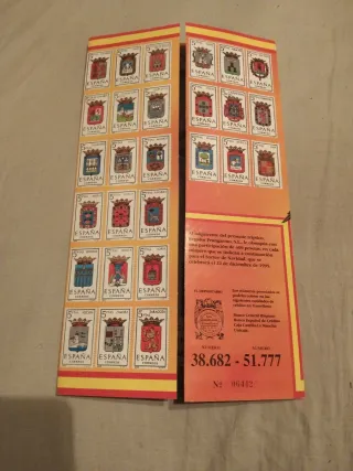 Tríptico de sellos.