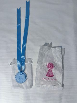 Medalla Virgen del Pilar azul