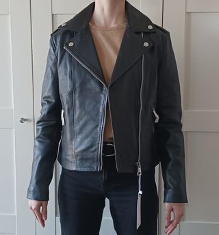 Chaqueta 100% cuero MANGO mujer XXS