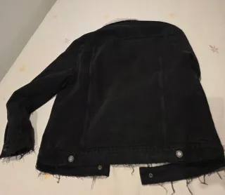 Chaqueta vaquera negra forrada