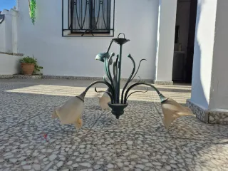 Lámpara de techo verde y crema