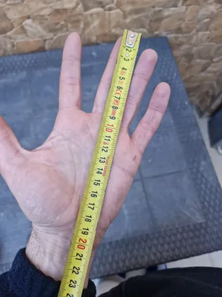 Guantes de moto negros y rojos