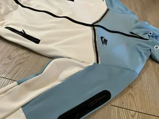 Chándal Nike Niños Talla XL (14-15 años)
