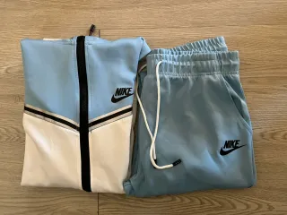 Chándal Nike Niños Talla XL (14-15 años)