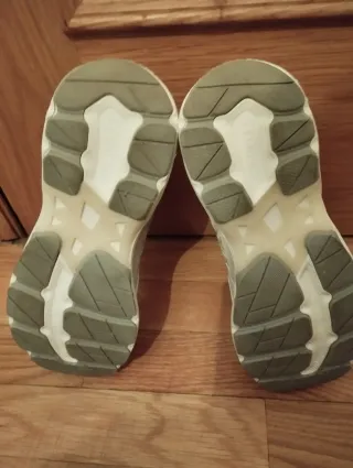 Tenis Elite Blancos y Beige