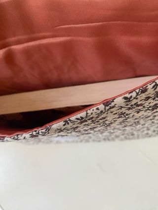 Funda para libros con estampado de flores