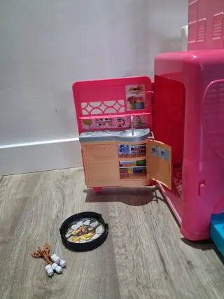 Barbie Súper Caravana Dreams Camper