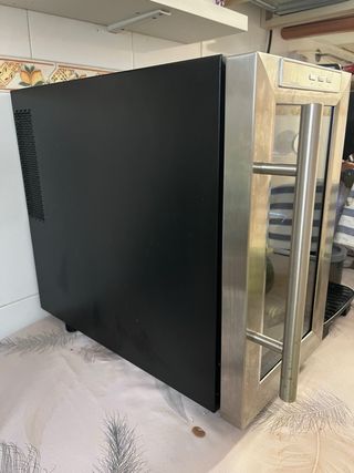 Vinoteca Lacor 8 Botellas.