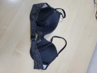 Bikini negro con lunares blancos