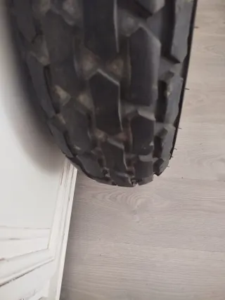 Neumáticos Suzuki van van, sumco surf, Yamaha TW