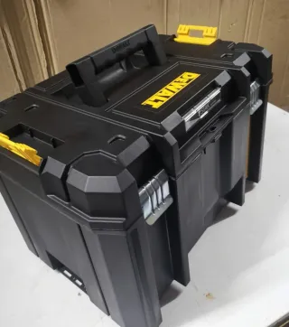 Maletín /caja /maleta DeWalt TSTAK VI