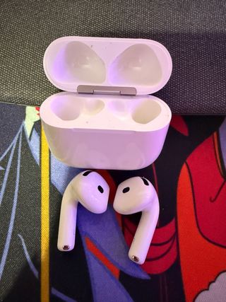 Airpods 4 Apple ( Cancelación de ruido activa )