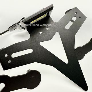 MT07 Portamatrículas corto Yamaha +luz matrícula