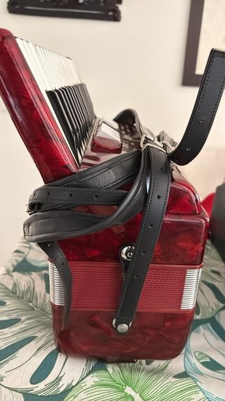 Acordeón Paolo Soprani Vintage Rojo