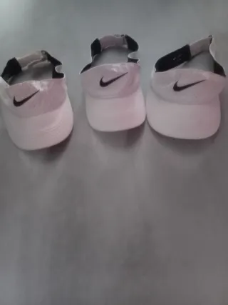 Lote 3 viseras Nike blancas