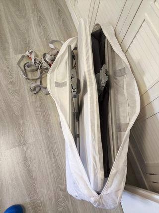 Cuna Next2me Chicco gris