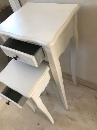 Mesas auxiliares blancas estilo vintage
