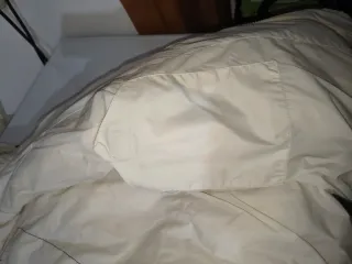 Bomber uomo imbottito con cappuccio