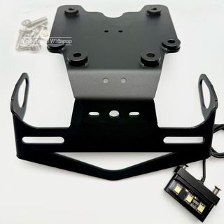 TENERE 700 Portamatrículas corto Yamaha + luz matr