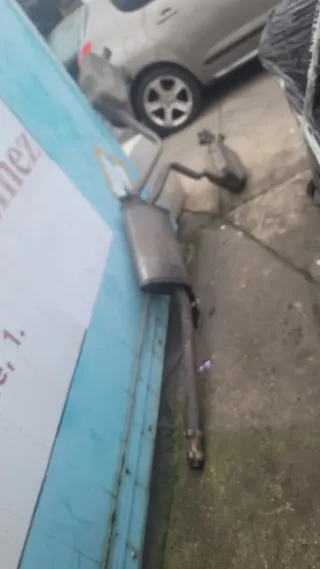 Línea de escape Audi a4 2.5 tdi