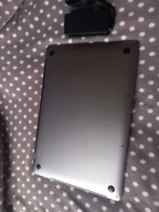 MacBook Pro Gris/Plateado A1990