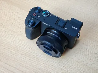 Cámara Sony a6700 + Objetivo 16-50 II Nuevo