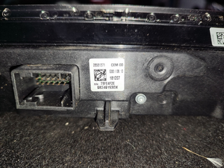 MANDO MULTIFUNCION PEUGEOT 5008 Active | 10.1