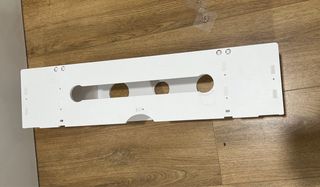 Mueble organizador router, cables y enchufe Blanco