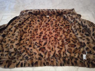 Chaqueta pelo leopardo cremallera